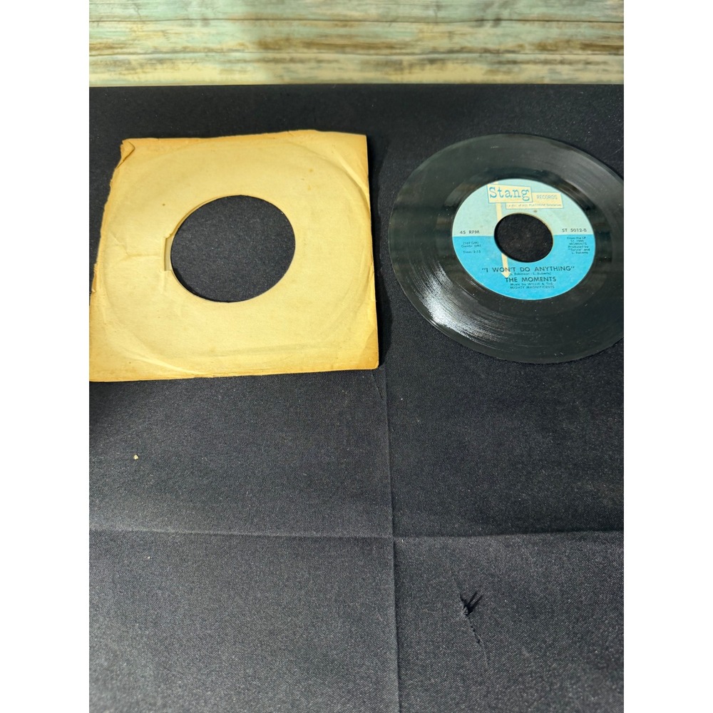 Stang Records The Moments 7" 45 RPM Love On A Two-Way Street Good Soul Vinyl